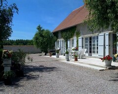 Bed & Breakfast Chambre Heloise (Meillard, Francia)