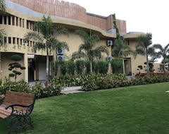 Lomakeskus Nilaya Resort And Spa (Dewas, Intia)