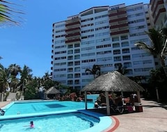 Khách sạn Departamentos Qm2 (Mazatlán, Mexico)