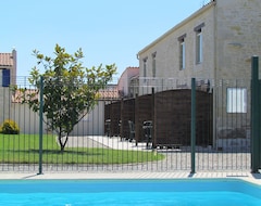 Cijela kuća/apartman House With Garden In Calm 5 Min Of La Rochelle 3 Rooms Heated Swimming Pool (Saint-Rogatien, Francuska)