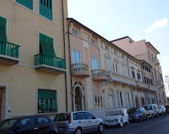 Hotelli Bahia (Viareggio, Italia)