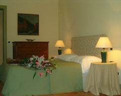 Hotel La Corte Delle 4 Stagioni (Ozzano Monferrato, Italy)