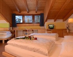 Hotel Alpin Haus (Selva in Val Gardena, Italy)