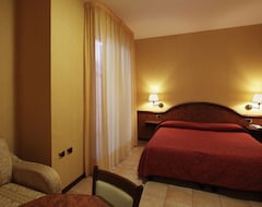 Khách sạn Hotel Corallo (Fano, Ý)