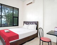 Khách sạn OYO 92609 Guest House Malay Singkawang (Singkawang, Indonesia)