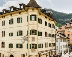 Khách sạn Weisses Rössl Kaltern (Kaltern am See, Ý)