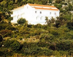 Filoxenia Hotel & Apartments (Poros, Greece)