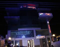Khách sạn Ashish Continental (Jalandhar, Ấn Độ)