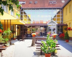 Hotel Botax Motel (Eger, Hungary)