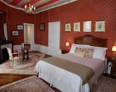 Bed & Breakfast Chateau Celle Guenand (La Celle-Guenand, Francuska)