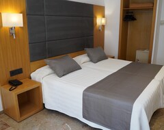 Hotel Artmadams (Palma, İspanya)