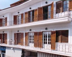 Hotel Villa C & C (Delfos, Grecia)
