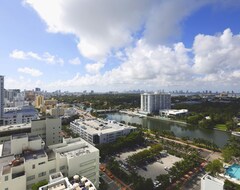 Khách sạn Fontainebleau Hotel Sorrento 19th Fl Junior Suite (Miami Beach, Hoa Kỳ)