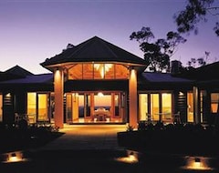 Hotel Noonaweena (Gosford, Australia)