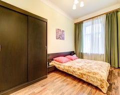 Entire House / Apartment Vesta on 5 Uglah (St Petersburg, Russia)