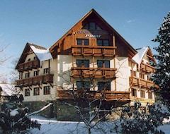 Khách sạn Pomi (Harrachsdorf, Cộng hòa Séc)