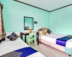 Hotel Spot On 90003 Villa Tawang (Cianjur, Indonesia)