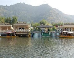 Otel Swan Group of Houseboats (Srinagar, Hindistan)