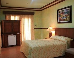 Khách sạn Flushing Meadows (Dauis, Philippines)