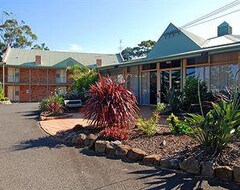 فندق Golf Place Inn Fairways (Primbee, أستراليا)
