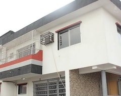 Hotel Bravehearts Courts (Lagos, Nigerija)