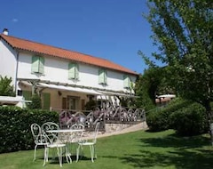 Hotelli Hôtel du Lac (Lacapelle-Viescamp, Ranska)
