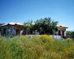 Koko talo/asunto Villa Pefnos (Agios Nikolaos, Kreikka)