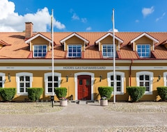 Otel Höörs Gästgifwaregård (Höör, İsveç)