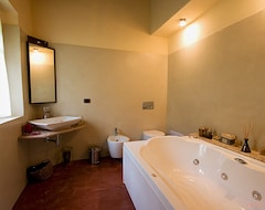 Hotelli Residenza San Vito (Calamandrana, Italia)