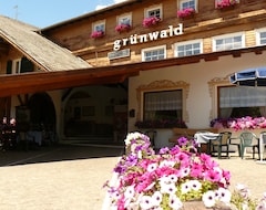 Hotel Grünwald (Cavalese, Italy)