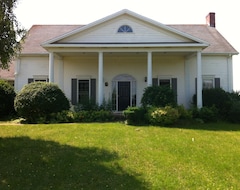 Bed & Breakfast Seaview White House (Stratford, Canada)