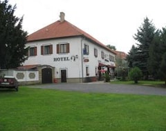 Otel Kovárna (Decín, Çek Cumhuriyeti)