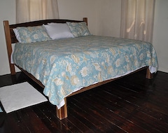 Hotelli Sundowner Lodge (Placencia, Belize)