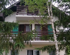 Casa/apartamento entero Kuca Saric, Gruzansko Jezero (Knić, Serbia)