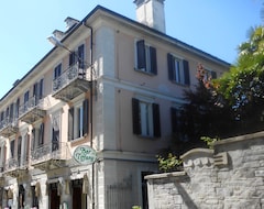 Otel Tiffany (Domodossola, İtalya)