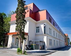 Otel Pekarna (Maribor, Slovenya)