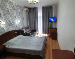 Hotel Prometey 4 (Divnomorskoye, Rusija)