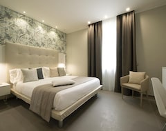 Hotel H21 (Milan, Italy)