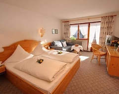 Khách sạn Double Room Deluxe Dz_dl_hh 11 - Hotel Garni Adler (Mittelberg, Áo)