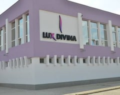 Khách sạn Lux Divina (Poiana Braşov, Romania)