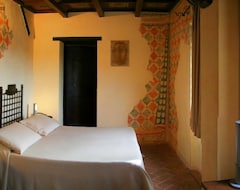 Hotelli Castello di Monterone (Perugia, Italia)