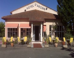 Hotel Hôtel d'Arcins (Latresne, France)