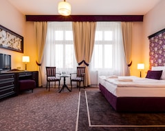 Khách sạn Cottonina Hotel & Mineral Spa Resort (Swieradów-Zdrój, Ba Lan)