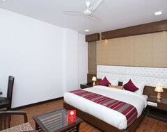 Capital O 10591 Hotel Parktel (Ghaziabad, Indija)