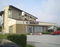 Hotel Berkut (Plovdiv, Bulgaristan)