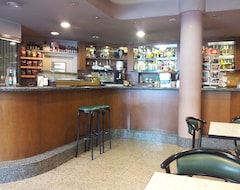 Otel Centro (Sant Feliú de Llobregat, İspanya)