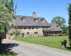 Toàn bộ căn nhà/căn hộ Large Countryside Cottage With Shared Heated Pool. Free Wifi, Ferry Discounts (Fleury, Pháp)