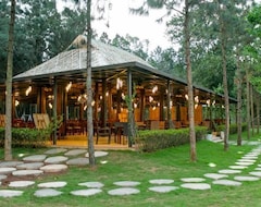 Hotel Hilltop Villa in Flamingo Dai Lai Resort (Hanoi, Vietnam)