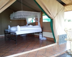 Hotel Zebra-Kemang`ore Bush Tented Lodge (Musoma, Tanzania)