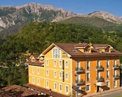 Hotel Picos de Europa (Cabrales, Spain)